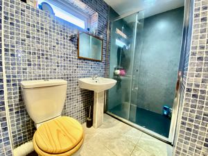 En-Suite Shower Room- click for photo gallery